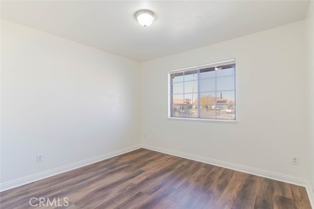 Detail Gallery Image 16 of 36 For 4906 Pacifica Ave, Palmdale,  CA 93552 - 4 Beds | 2 Baths