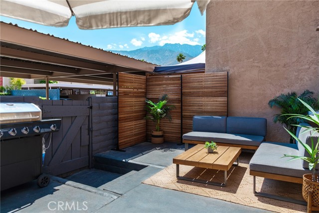 Detail Gallery Image 5 of 24 For 2252 N Indian Canyon Dr #B,  Palm Springs,  CA 92262 - 3 Beds | 2/1 Baths