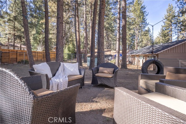 Detail Gallery Image 24 of 27 For 41617 Brownie Ln, Big Bear Lake,  CA 92315 - 4 Beds | 3 Baths