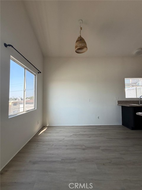 911 N Beaudry Avenue, Los Angeles CA: https://media.crmls.org/medias/d4ec3030-1992-4e39-bd8a-a6768c43c6cc.jpg