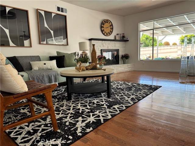 8701 Elmer, Garden Grove CA: https://media.crmls.org/medias/d4ed570a-5530-4621-97a2-6578b473b486.jpg