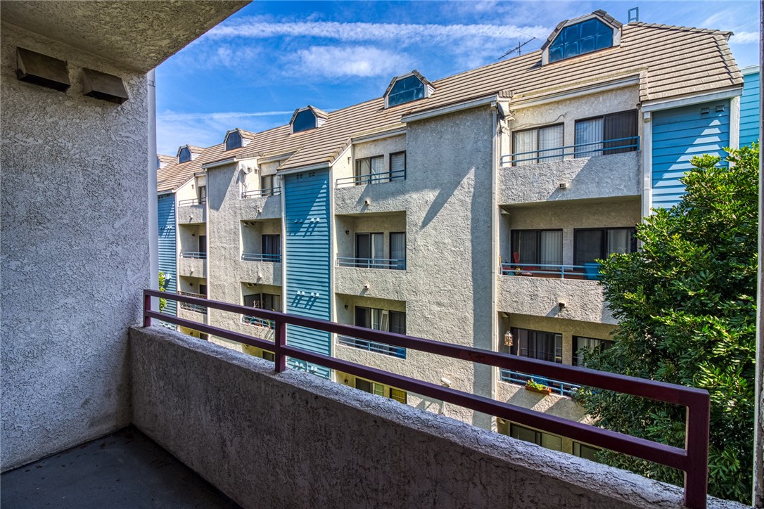 Detail Gallery Image 26 of 30 For 730 W 4th St #306,  Long Beach,  CA 90802 - 2 Beds | 2 Baths