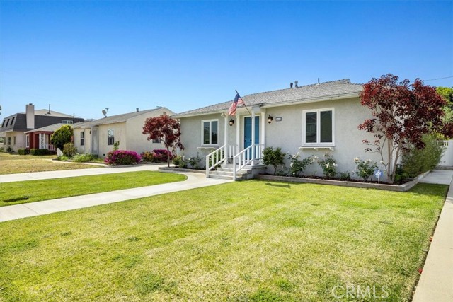 2404 Thomas Avenue, Redondo Beach, California 90278, 3 Bedrooms Bedrooms, ,2 BathroomsBathrooms,Residential,Sold,Thomas,SB22116436