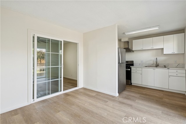 Detail Gallery Image 5 of 17 For 525 525 Catalina #G,  Laguna Beach,  CA 92651 - 1 Beds | 1 Baths