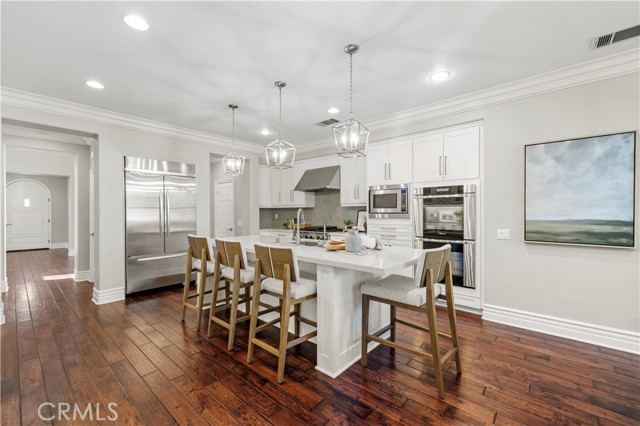 Detail Gallery Image 7 of 57 For 26837 Alcott Ct, Stevenson Ranch,  CA 91381 - 5 Beds | 5 Baths