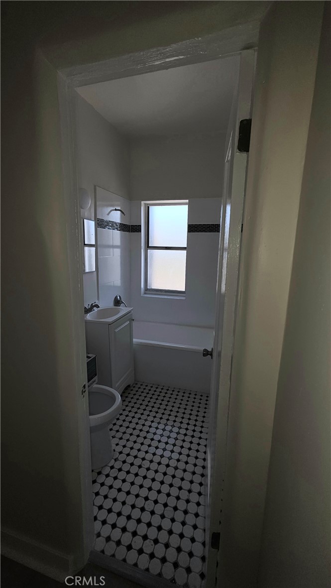 MLS #SR25257221 image #8