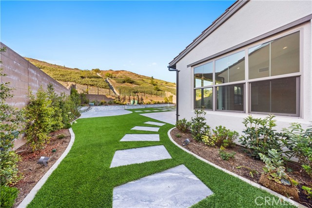 Detail Gallery Image 31 of 36 For 130 Mezza Luna, Irvine,  CA 92602 - 4 Beds | 3 Baths