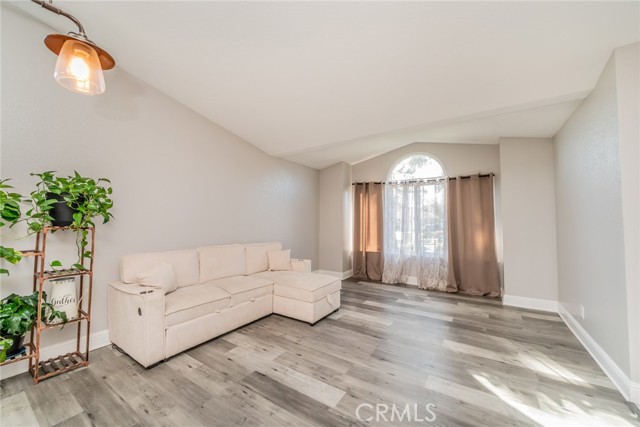 Detail Gallery Image 6 of 53 For 6744 Mission Grove, Riverside,  CA 92506 - 4 Beds | 2 Baths