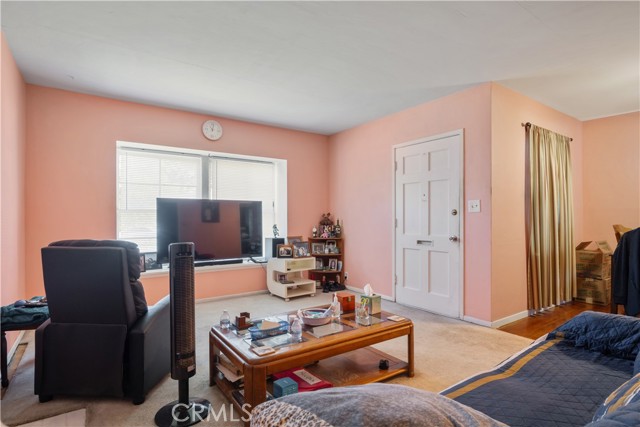 Detail Gallery Image 4 of 13 For 1654 Jess St, Pomona,  CA 91766 - 3 Beds | 1 Baths
