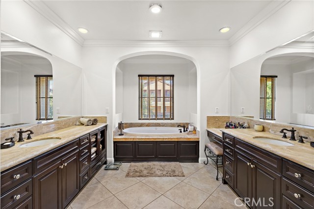 Detail Gallery Image 20 of 32 For 8120 Sunset Rose Dr, Corona,  CA 92883 - 5 Beds | 5/1 Baths