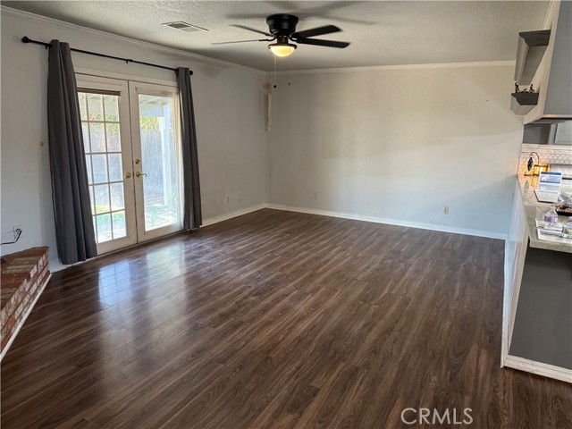 Detail Gallery Image 14 of 34 For 500 Sherri Way, Turlock,  CA 95382 - 3 Beds | 2 Baths