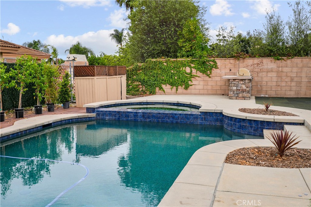 D4F28F87 7Ce2 4356 827F D7Ed1518562A 1018 W 15Th Street, Upland, Ca 91786 &Lt;Span Style='BackgroundColor:transparent;Padding:0Px;'&Gt; &Lt;Small&Gt; &Lt;I&Gt; &Lt;/I&Gt; &Lt;/Small&Gt;&Lt;/Span&Gt;