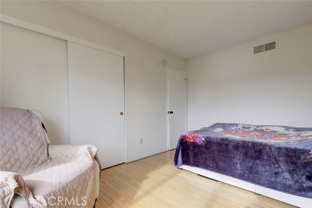 Detail Gallery Image 27 of 52 For 20442 Runnymede, Winnetka,  CA 91306 - 4 Beds | 3 Baths