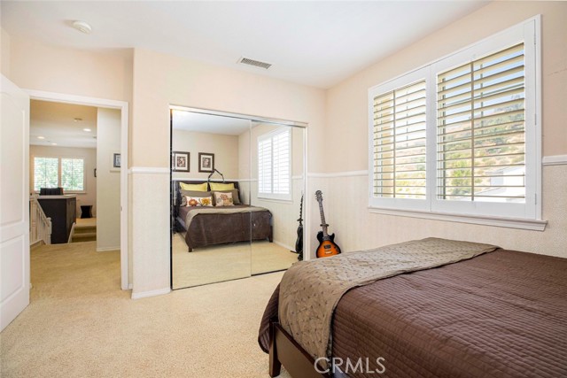 10266 Horsehaven Street, Sun Valley CA: https://media.crmls.org/medias/d4f405ef-0f50-4276-a2e0-a46c77757cc0.jpg