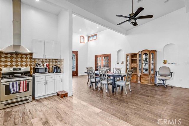 Detail Gallery Image 20 of 52 For 1048 S Willow, West Covina,  CA 91790 - 4 Beds | 3 Baths