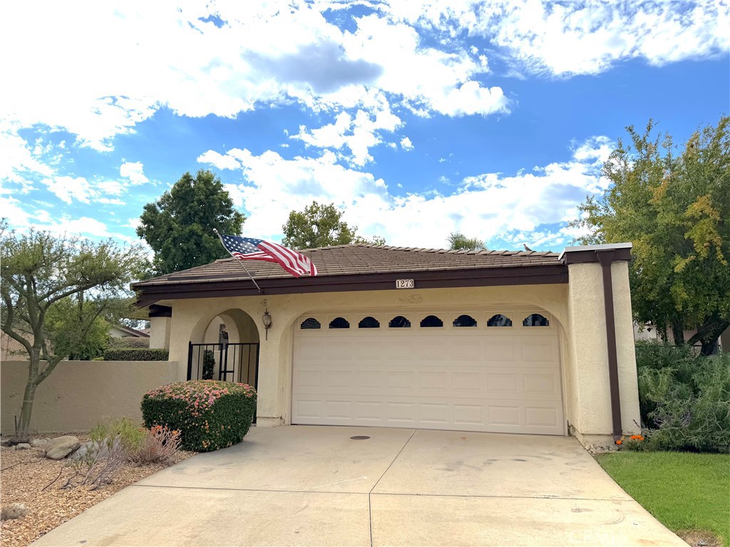 1273 N North Hills Drive