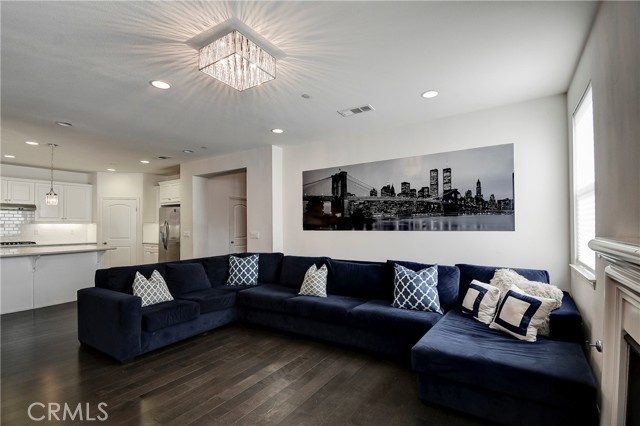 1855 W Willow Avenue, Anaheim CA: https://media.crmls.org/medias/d4f5782d-e536-4a4a-9495-9028984edef8.jpg