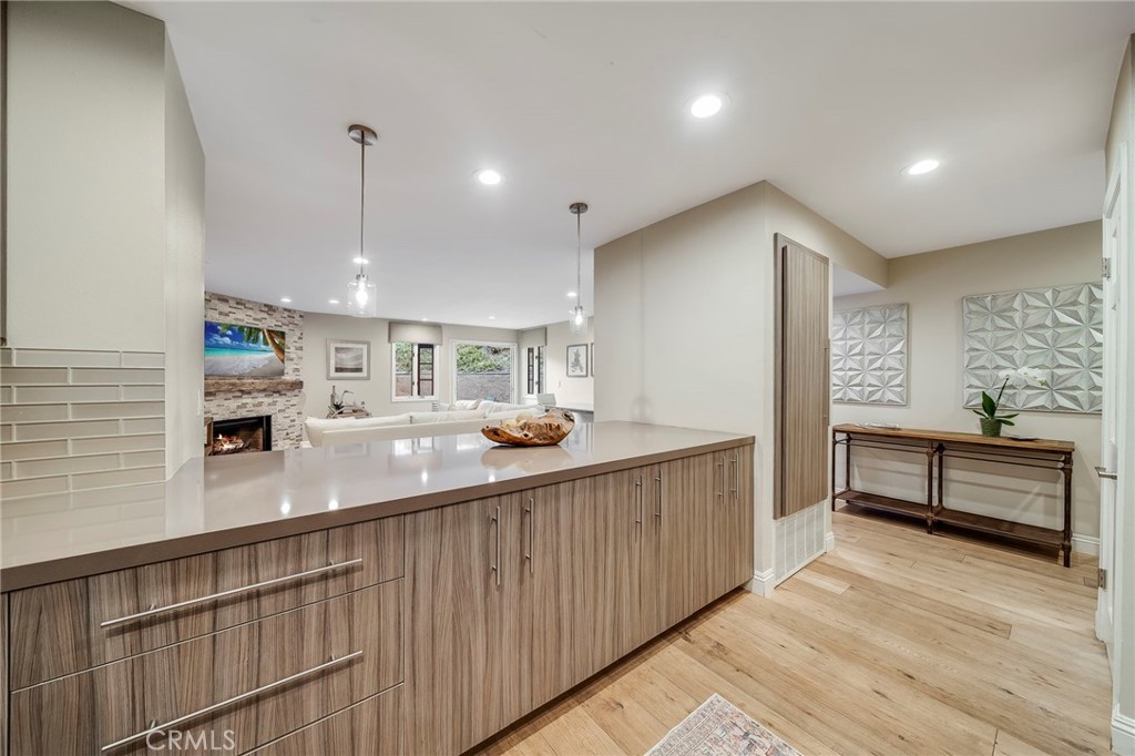 D4f596a7 E4b3 4483 B3d4 16ee073ba890