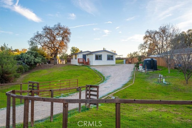 Detail Gallery Image 2 of 54 For 5558 Prancing Deer, Paso Robles,  CA 93446 - 3 Beds | 2 Baths