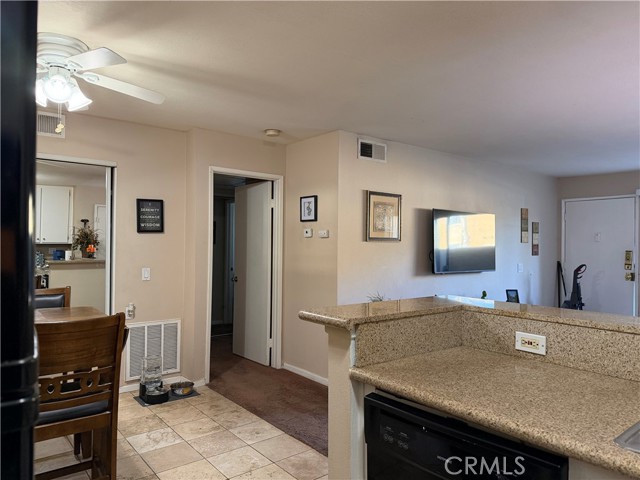 Detail Gallery Image 8 of 25 For 18808 Mandan #313,  Canyon Country,  CA 91351 - 1 Beds | 1 Baths