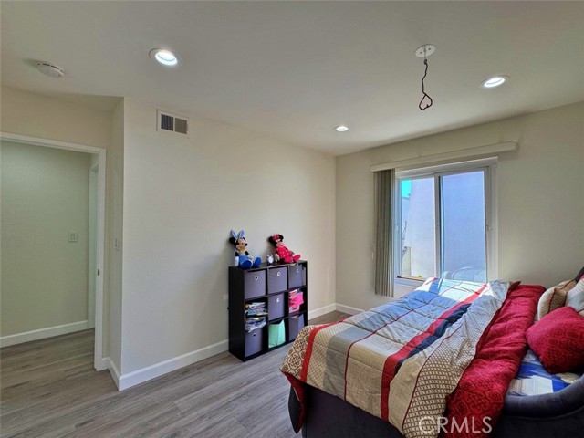 Detail Gallery Image 32 of 49 For 3534 Del Amo Blvd, Torrance,  CA 90503 - 4 Beds | 2/1 Baths