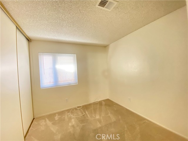 Detail Gallery Image 10 of 15 For 11053 Miners, Moreno Valley,  CA 92557 - 3 Beds | 2 Baths