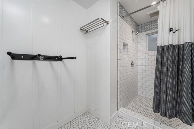 Detail Gallery Image 26 of 33 For 2500 W Oceanfront, Newport Beach,  CA 92663 - 3 Beds | 3 Baths
