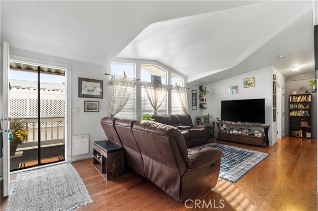 Detail Gallery Image 5 of 44 For 1501 Palos Verdes Drive North #64,  Harbor City,  CA 90710 - 3 Beds | 2 Baths