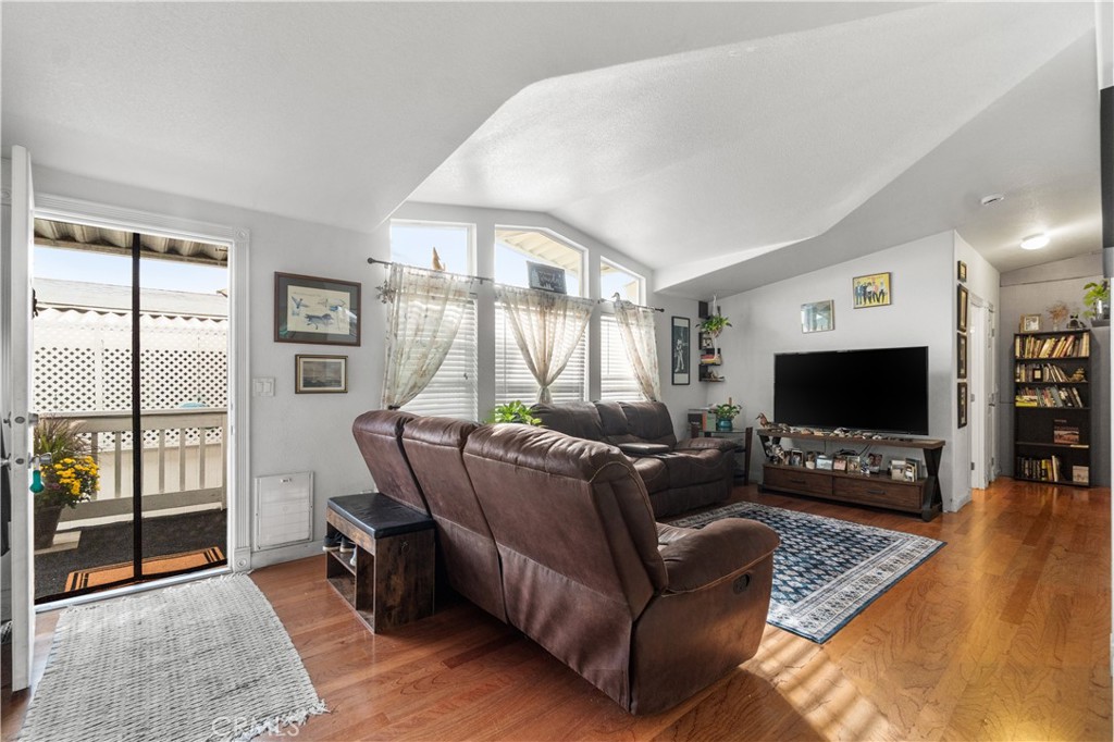 MLS #SB25251007 image #4