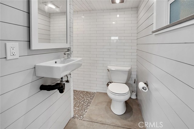 Detail Gallery Image 15 of 23 For 16302 Clark Ave, Bellflower,  CA 90706 - 2 Beds | 1 Baths