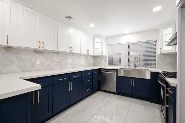 8535 Village Lane, Rosemead CA: https://media.crmls.org/medias/d4f8ac2f-9fbf-4201-ab7b-ea73e5a18f3a.jpg