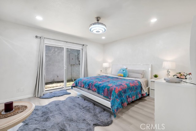 Detail Gallery Image 10 of 61 For 7701 Baird Ave, Reseda,  CA 91335 - – Beds | – Baths