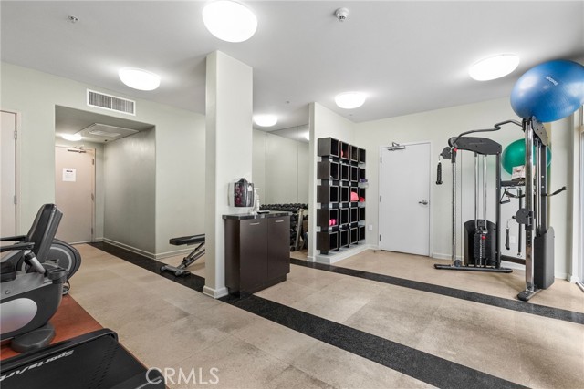 Detail Gallery Image 21 of 24 For 250 N First St #336,  Burbank,  CA 91502 - 2 Beds | 2 Baths