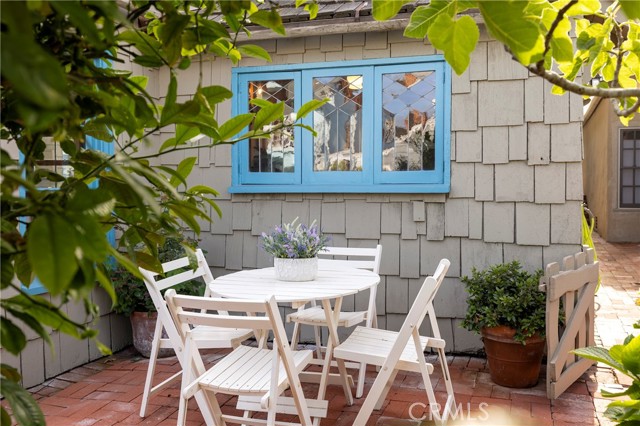 Detail Gallery Image 7 of 73 For 115 Apolena Ave, Newport Beach,  CA 92662 - 8 Beds | 6 Baths