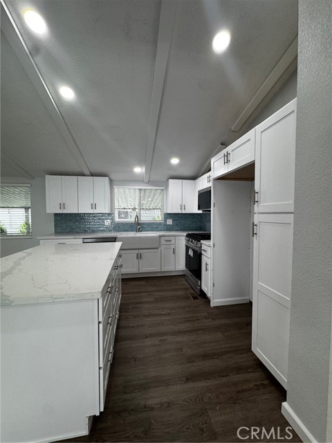 Detail Gallery Image 6 of 30 For 21214 Seep Willow Way #273,  Canyon Country,  CA 91351 - 2 Beds | 2 Baths