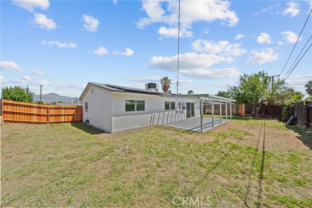 Detail Gallery Image 24 of 31 For 1442 Blythe Ave, Highland,  CA 92346 - 3 Beds | 1/1 Baths