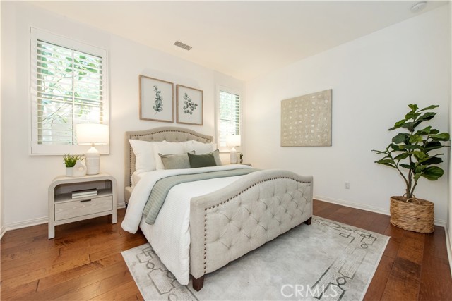 Detail Gallery Image 10 of 36 For 238 Shelbourne, Irvine,  CA 92620 - 4 Beds | 4 Baths