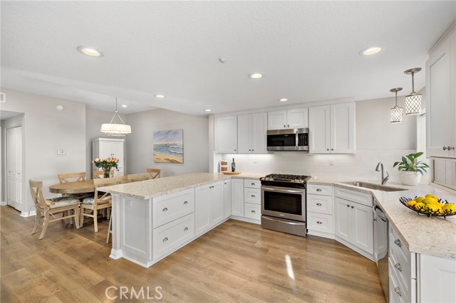 Detail Gallery Image 11 of 43 For 801 via Presa, San Clemente,  CA 92672 - 3 Beds | 2/1 Baths