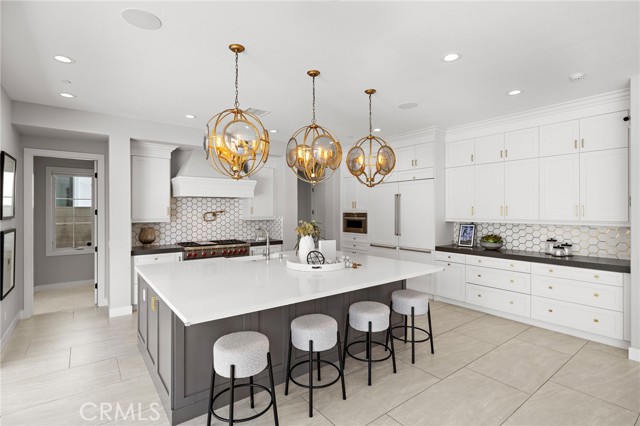 Detail Gallery Image 11 of 54 For 93 Interstellar, Irvine,  CA 92618 - 6 Beds | 6/1 Baths