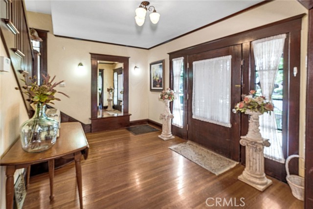 Detail Gallery Image 10 of 57 For 4495 Mission Inn Ave, Riverside,  CA 92501 - 5 Beds | 2/1 Baths
