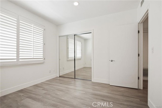 Detail Gallery Image 24 of 33 For 11824 Darlington Ave #102,  Los Angeles,  CA 90049 - 3 Beds | 2/1 Baths