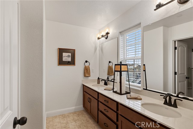 Detail Gallery Image 18 of 32 For 184 Montage Dr, Merced,  CA 95348 - 4 Beds | 2/1 Baths