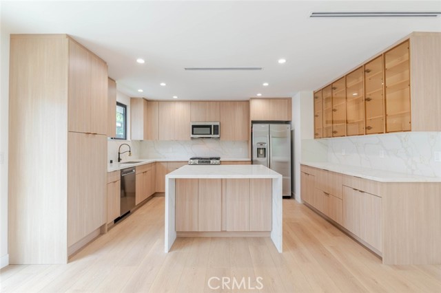 Detail Gallery Image 21 of 36 For 6219 Sylvia Ave, Tarzana,  CA 91335 - 3 Beds | 2 Baths