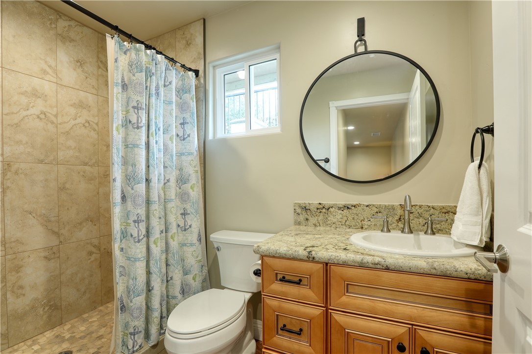 Detail Gallery Image 37 of 51 For 5630 Oakhill Ct, Santa Maria,  CA 93455 - 7 Beds | 5/1 Baths