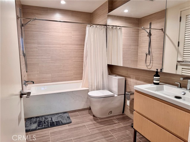 Detail Gallery Image 6 of 12 For 877 Francisco #3007,  Los Angeles,  CA 90017 - 1 Beds | 1 Baths