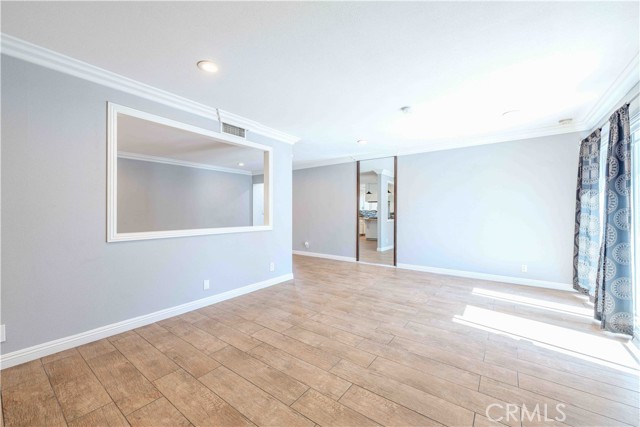 Detail Gallery Image 5 of 33 For 136 N Tiana Ln, Anaheim Hills,  CA 92807 - 4 Beds | 3 Baths