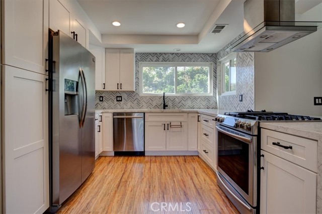 MLS# OC22178327