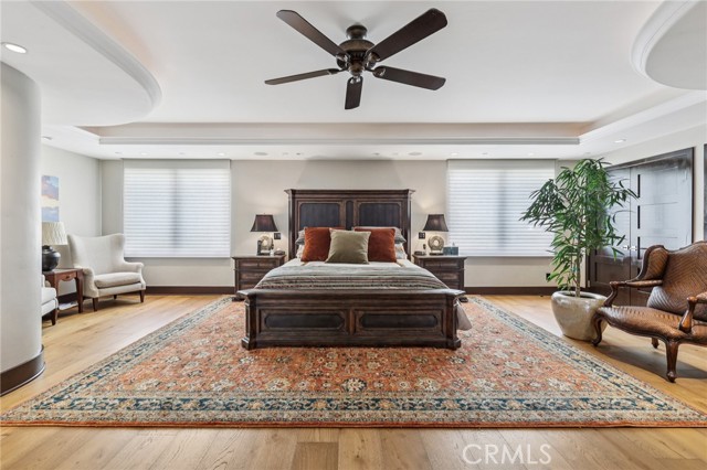 357 Coast S Boulevard, La Jolla CA: https://media.crmls.org/medias/d504de53-d5c9-4ec0-9739-a30268a2a96e.jpg
