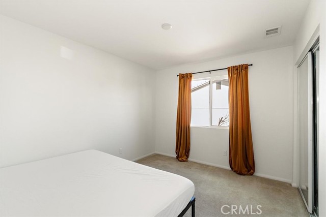 905 Broadway Avenue, Barstow CA: https://media.crmls.org/medias/d5052aea-9241-4e25-a405-ff2fbcd26717.jpg