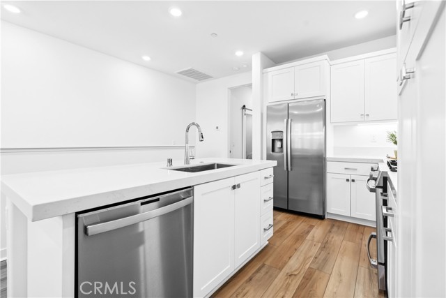 Detail Gallery Image 4 of 20 For 112 Juniper Dr, Rancho Mission Viejo,  CA 92694 - 1 Beds | 1/1 Baths